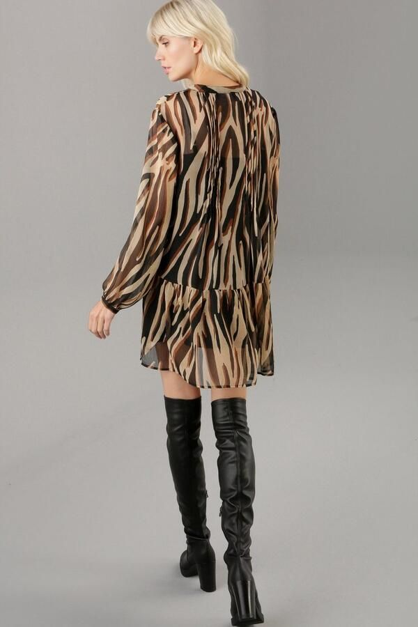 Aniston SELECTED Lange tuniek met stofbedekte knopen en bies - Foto 8