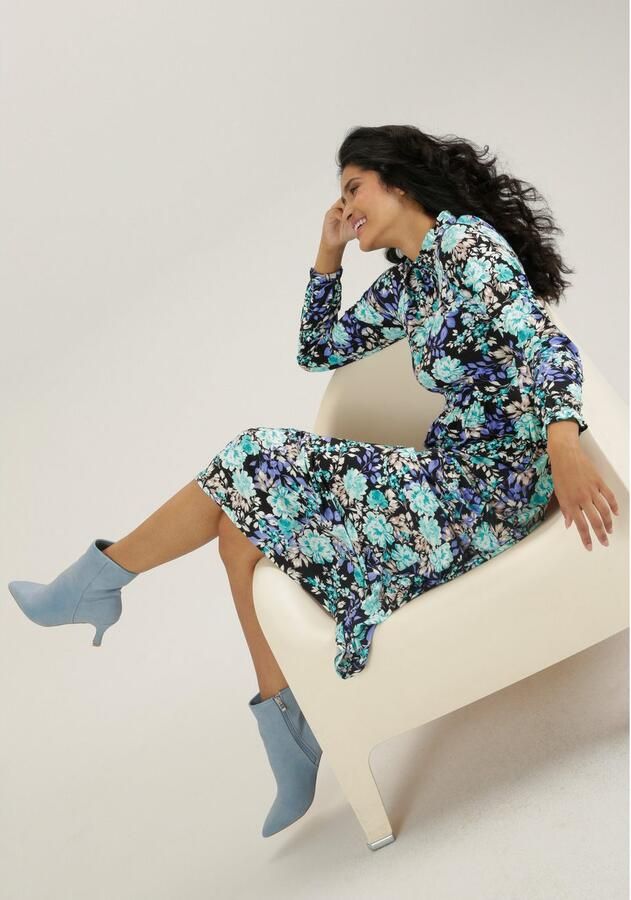 Aniston SELECTED Maxi-jurk met romantische rozenprint en ruchesversiering - Foto 3