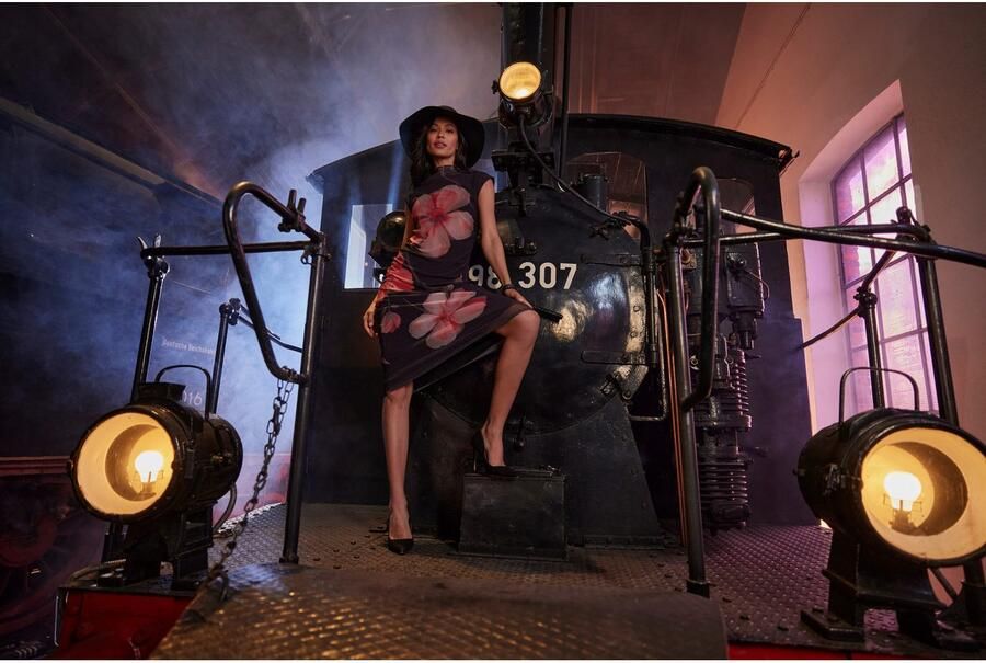 Aniston SELECTED Midi-jurk In mesh-kwaliteit en in de trendy bloe print NIEUWE COLLECTIE - Foto 6