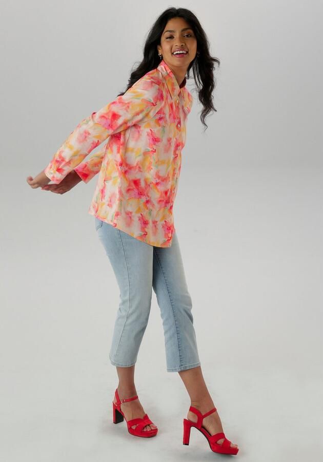 Aniston SELECTED Overhemdblouse met frisse en kleurrijke batikdruk - Foto 4