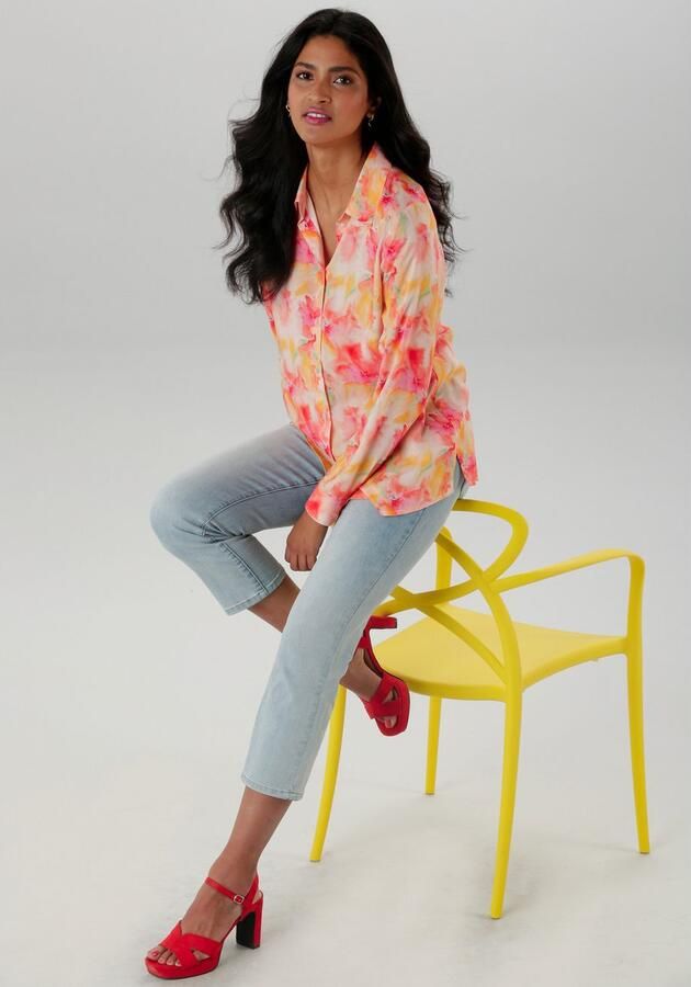 Aniston SELECTED Overhemdblouse met frisse en kleurrijke batikdruk - Foto 6