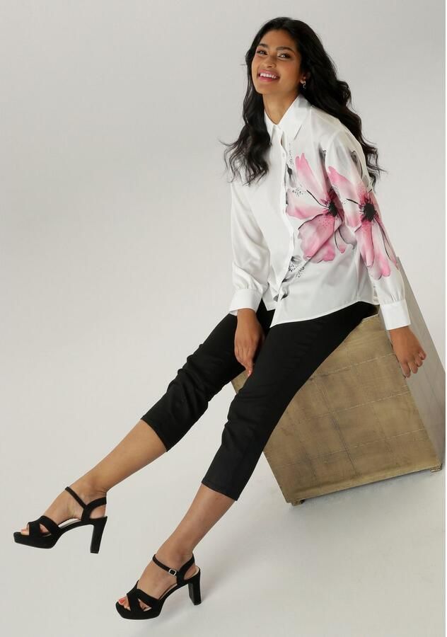 Aniston SELECTED Overhemdblouse met opulent geplaatste bloe print - Foto 4