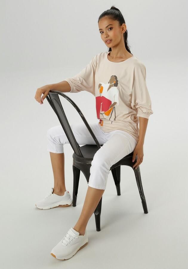 Aniston SELECTED Shirt met vleermuismouwen voor met grootschalige vrouwelijke frontprint nieuwe collectie - Foto 6