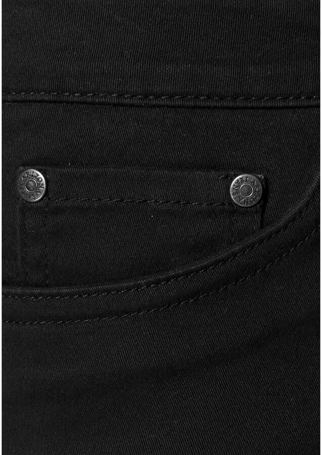 Arizona Capri jeans Met splitje in de zoom smalle pasvorm met stijlvolle studs hoge taille