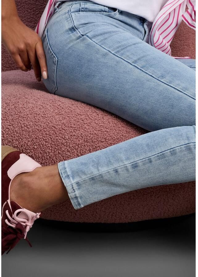 Arizona Skinny fit jeans Ultra Stretch extra-strakke been verloop normale taille met steekzakken