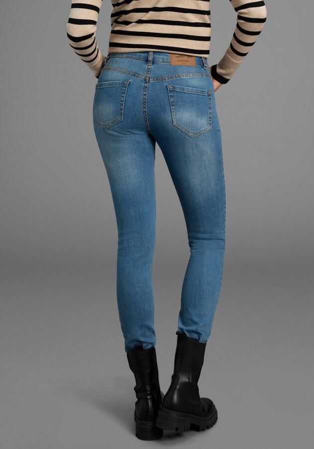 Arizona Slim fit jeans Tailleband met zij-elastiek inzet smalle pasvorm skinny jeans used-wassing hoge taille - Foto 5