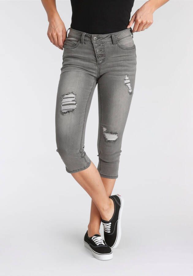 Arizona Capri jeans Met zichtbare schuine knoopsluiting