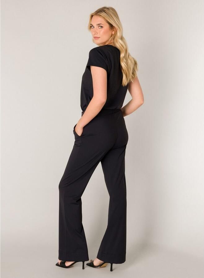 Base Level Stoffen broek Tori Zomerbroek met uitlopende pijpen en stretch