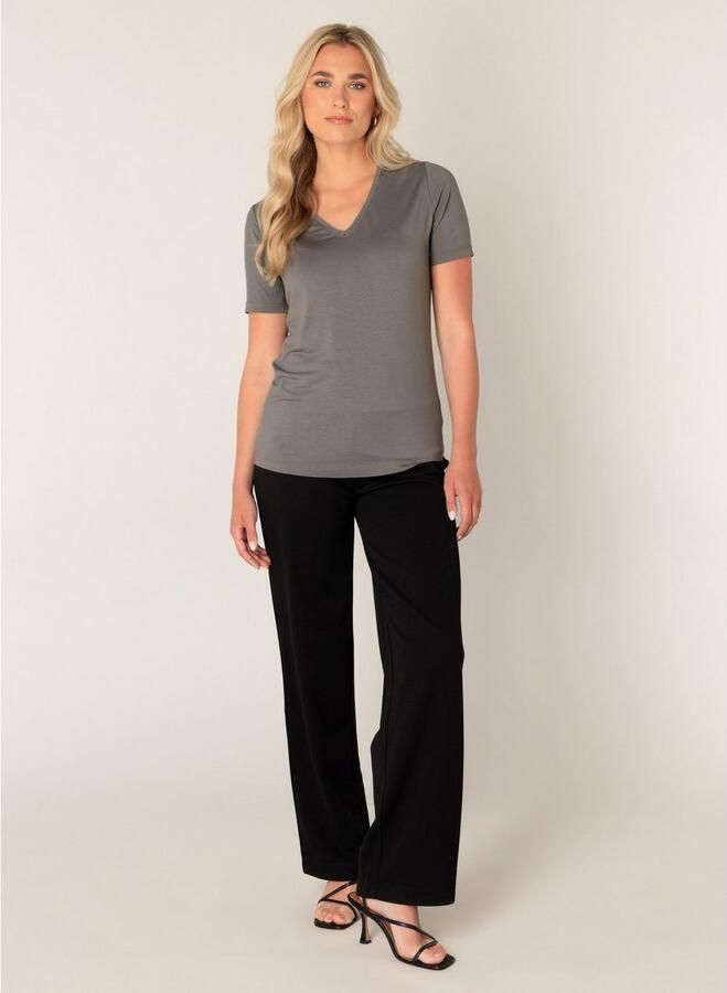 Base Level T-shirt Yanic met v-hals - Foto 5