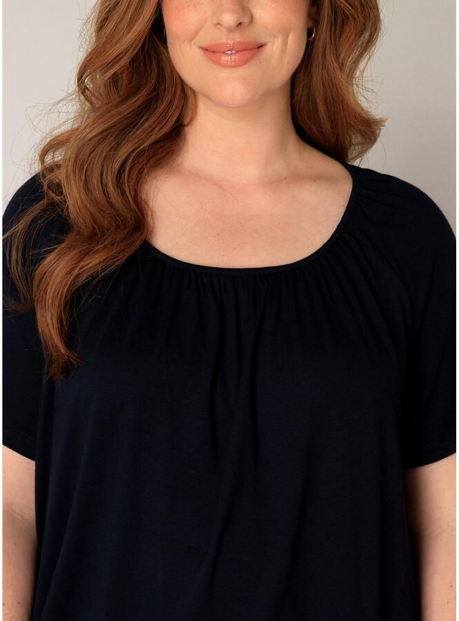 Base Level Curvy Ballonshirt Yoni met aangerimpelde ronde hals - Foto 3