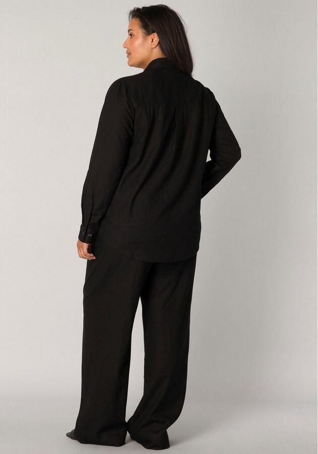 Base Level Curvy Blouse met lange mouwen Yaella met knoopsluiting en van linnen - Foto 3