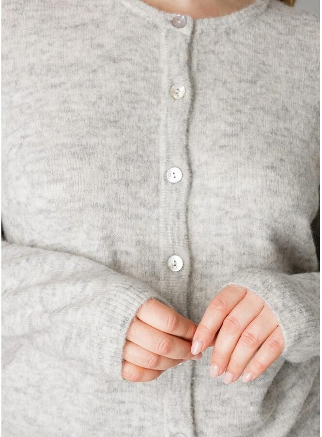 Base Level Curvy Cardigan Yulia met wol en knoopsluiting - Foto 2