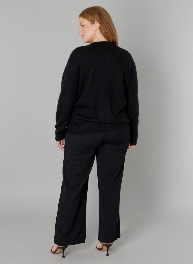 Base Level Curvy Cardigan Yulia met wol en knoopsluiting - Foto 9