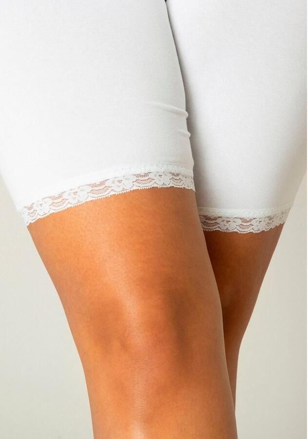 Base Level Curvy Fietsbroekje AVA met kanten randje - Foto 6