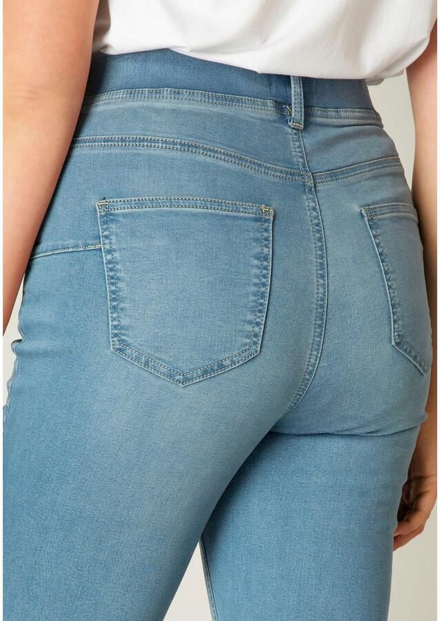 Base Level Curvy Jeggings TESSA met gesuggereerde insteekzakken en stretchpercentage