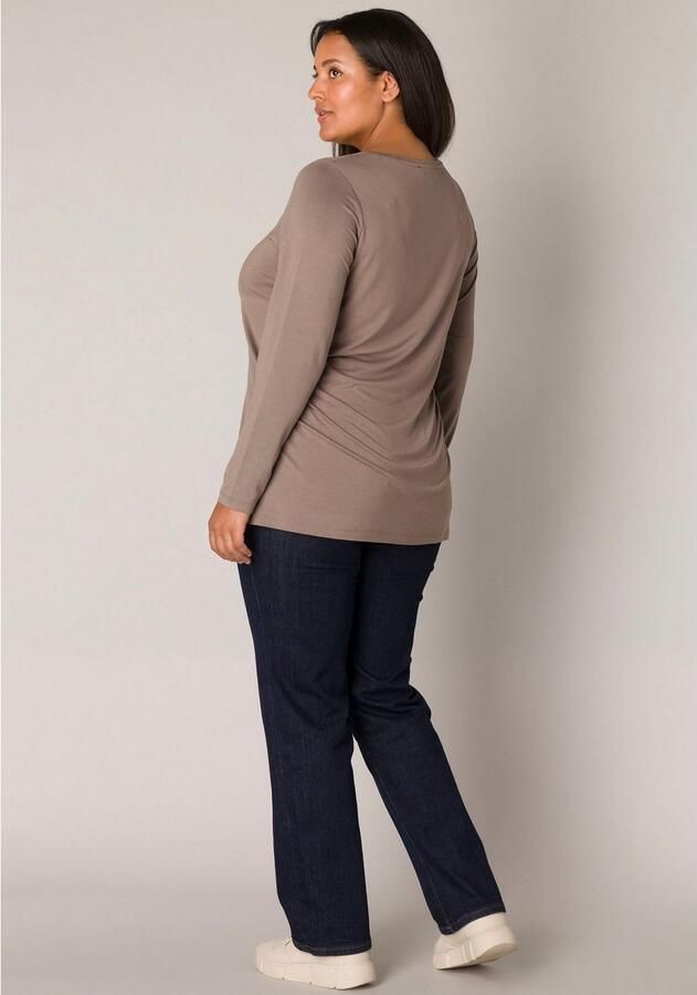 Base Level Curvy Shirt met lange mouwen met v-hals - Foto 3