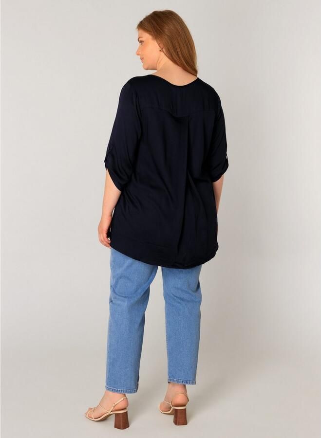 Base Level Curvy Shirtblouse Yanina met v-hals - Foto 4