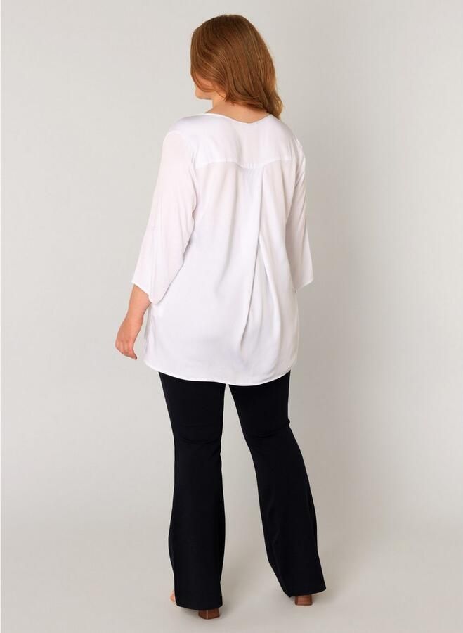 Base Level Curvy Shirtblouse Yanina met v-hals - Foto 5