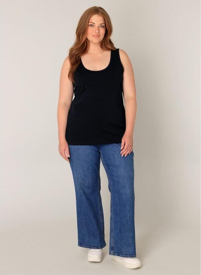 Base Level Curvy Tanktop in grote maten