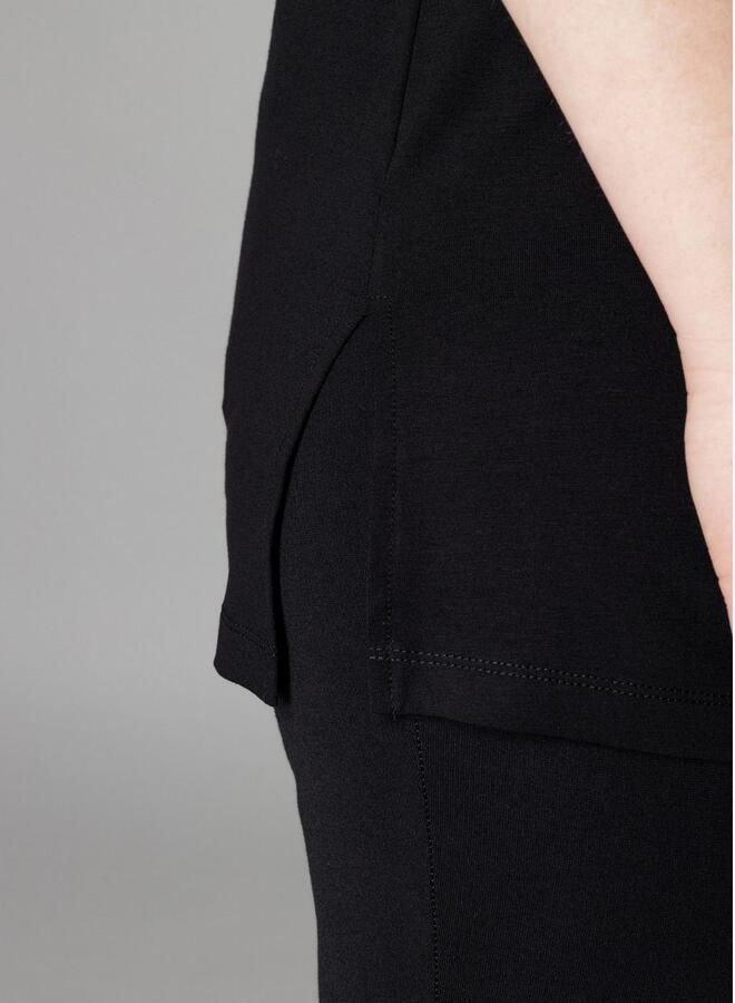 Base Level Curvy Top Over de heupen vallend model met splitjes bij de zoom - Foto 4