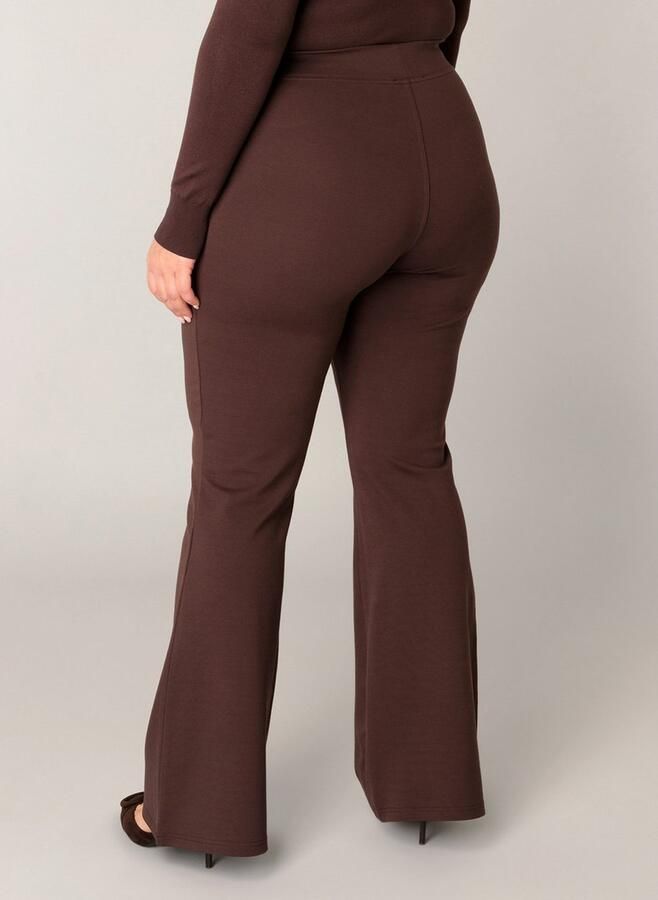 Base Level Curvy flared regular waist flared broek donkerbruin - Foto 2