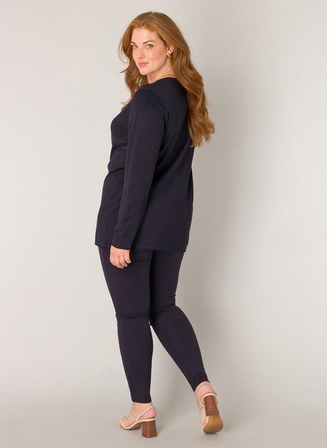 Base Level Curvy fijngebreide trui Anine donkerblauw - Foto 5