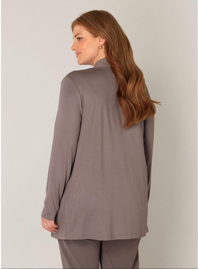 Base Level Curvy Vest Ayla in sluitingloos design