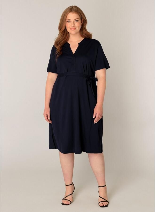 Base Level Curvy A-lijn jurk Yenna met ceintuur donkerblauw - Foto 6