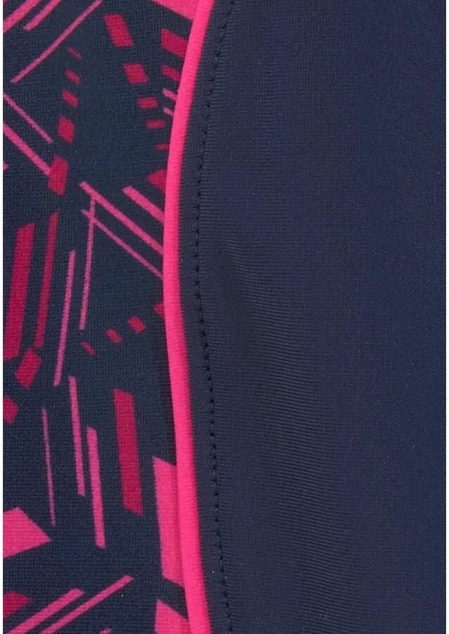 Bench. Badpak met geometrische gedessineerde inzetten