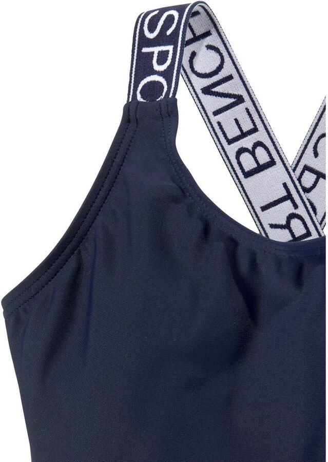 Bench. Badpak Yva Kids in een sportief design en kleuren