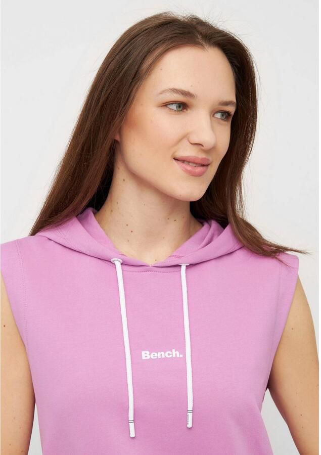 Bench. Capuchontop Valeria