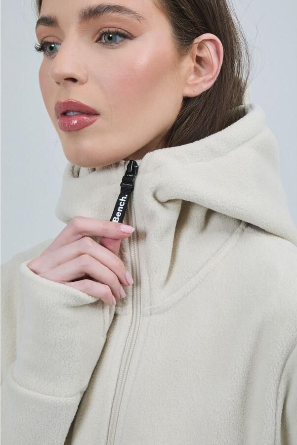 Bench. Fleecejack NINJA