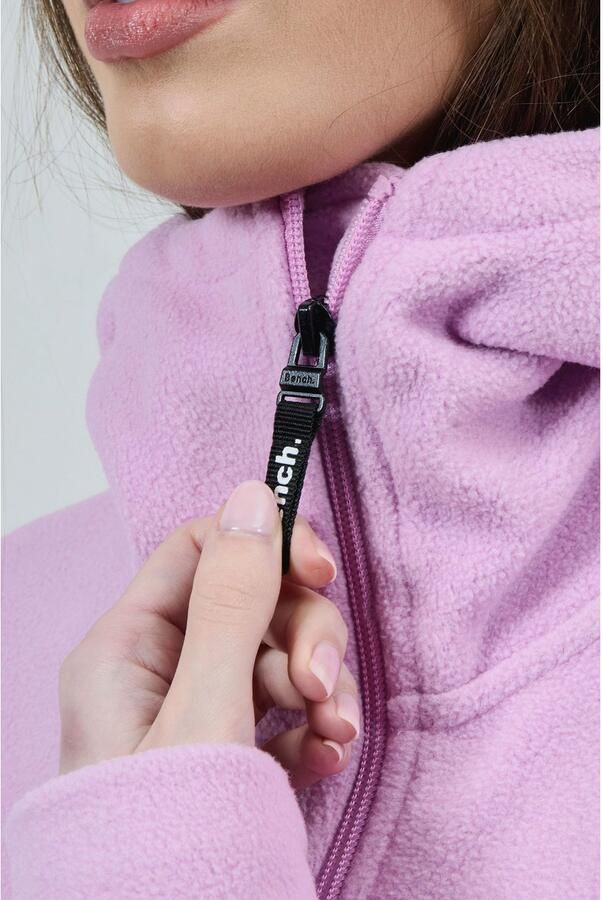 Bench. Fleecejack NINJA