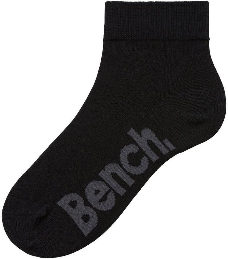 Bench. Korte sokken in aansprekend etui met ritssluiting (etui 7 paar)