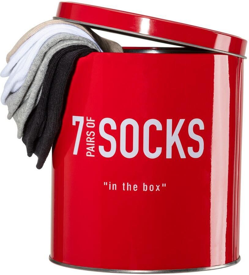 Bench. Sneakersokken verpakt in de doos (blik 7 paar)