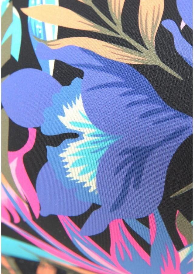 Bench. Triangel-bikinitop Pitch met stijlvolle rugverwerking