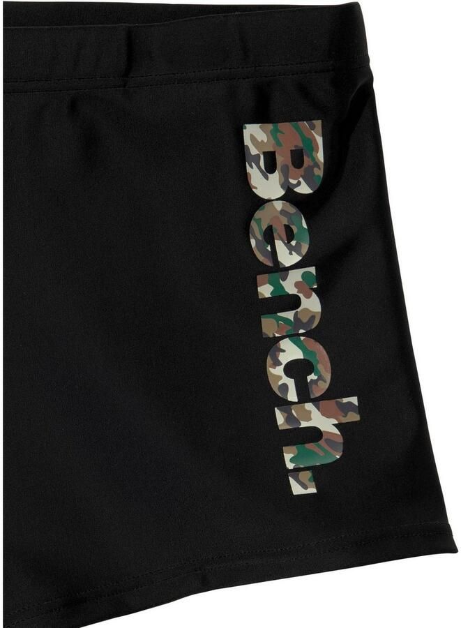 Bench. Zwemboxer met cool logo in camouflage-look