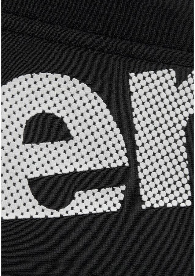 Bench. Zwembroek met bench-opschrift - Foto 2