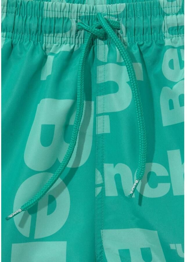 Bench. Zwemshort kort of lang model