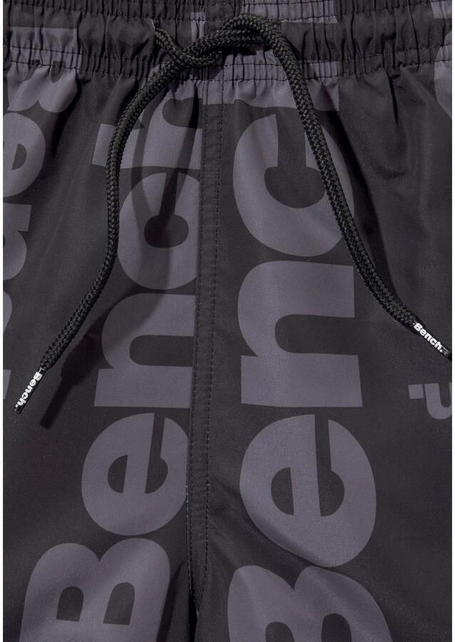 Bench. Zwemshort kort of lang model