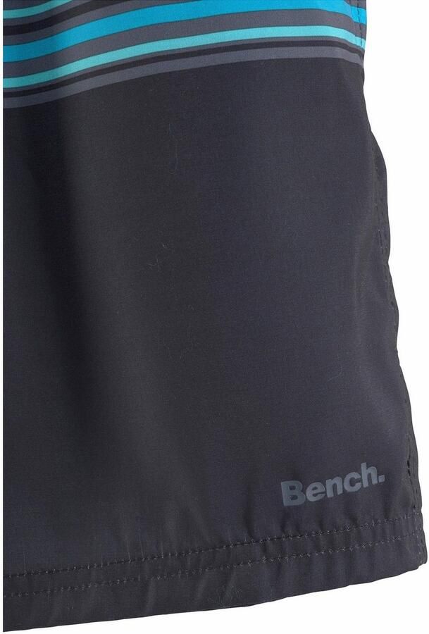 Bench. Zwemshort met contrastkleurige strepen - Foto 2