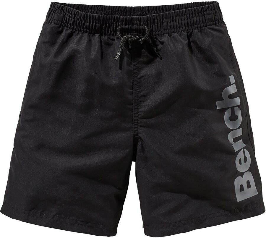Bench. Zwemshort met trendy logo-opschrift
