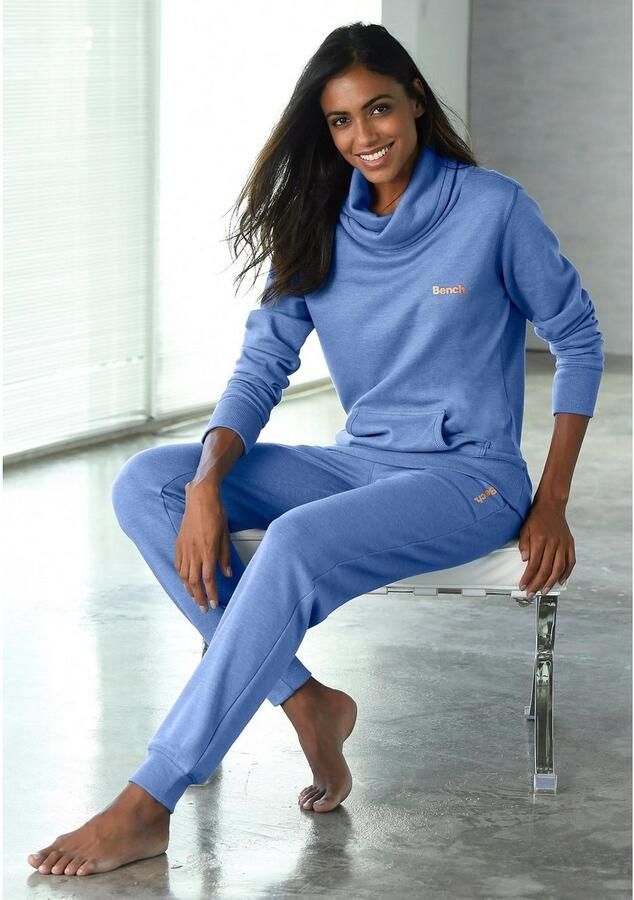 Bench. Loungewear Lang sweatshirt met staande kraag in laagjeslook en kangoeroezak loungewear - Foto 4