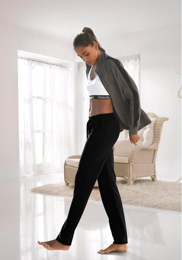 Bench. Loungewear Loungebroek met zijstrepen en rechte pijp loungewear - Foto 3