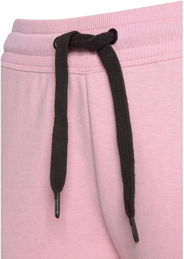 Bench. Loungewear Loungebroek met zijstrepen en rechte pijp loungewear