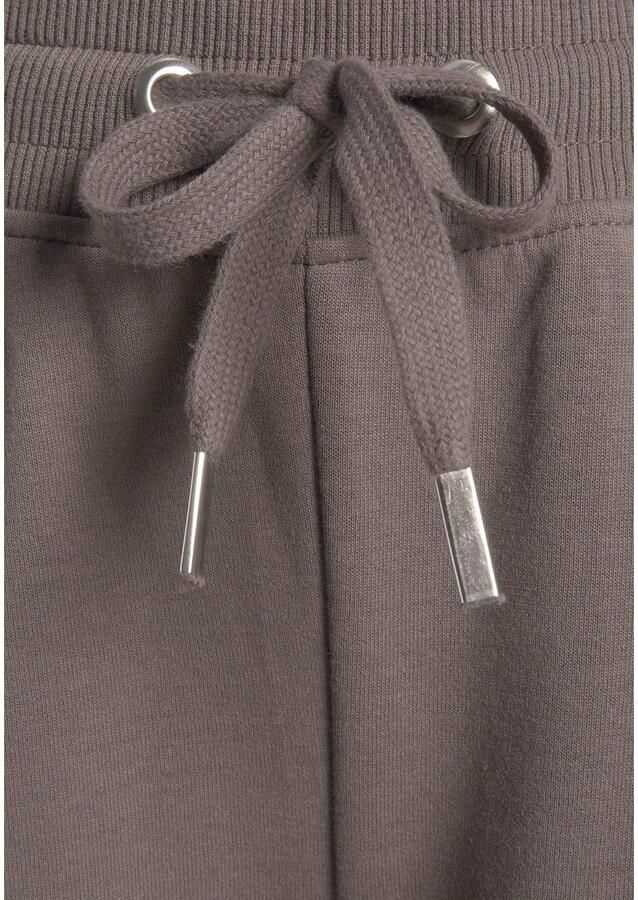 Bench. Loungewear Loungebroek -Relaxbroek met logo borduurwerk Relaxbroek met logostiksel en ingreepzakken loungewear