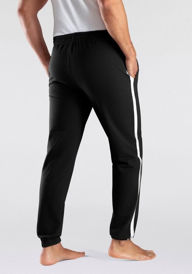 Bench. Loungewear Relaxbroek Lange relaxbroek sweatbroek
