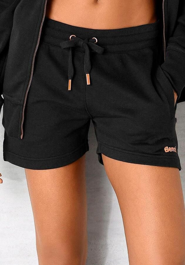 Bench. Loungewear Relaxshorts Sweatbroek met korte zijopeningen en zijzakken loungewear - Foto 5