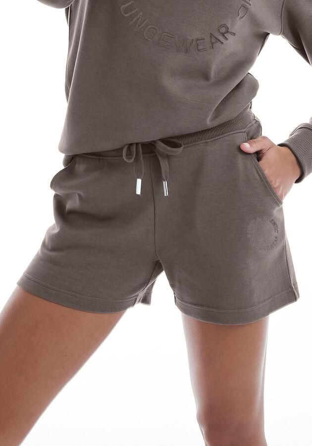 Bench. Loungewear Sweatshort Met geborduurd logo met logostiksel en zijzakken loungewear - Foto 4