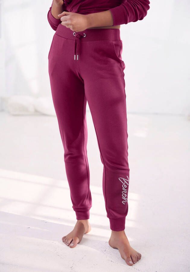 Bench. Loungewear Relaxbroek -Loungebroek met glanzende logo-borduurwerk loungewear